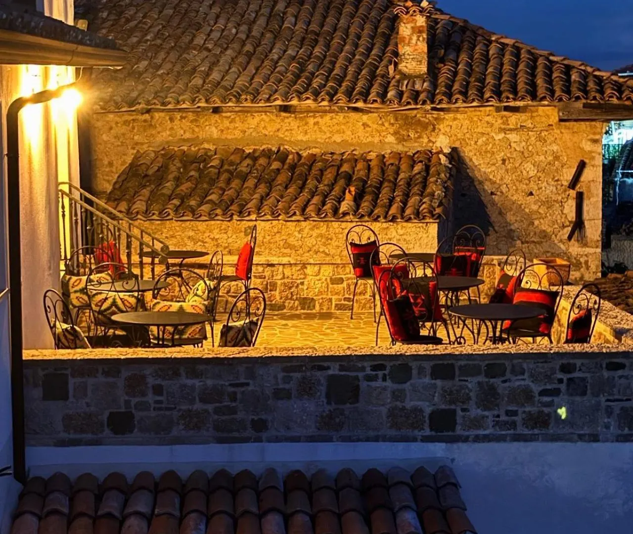 Kruja Albergo Diffuso , Inside Kruja Castle Hotel Kruje