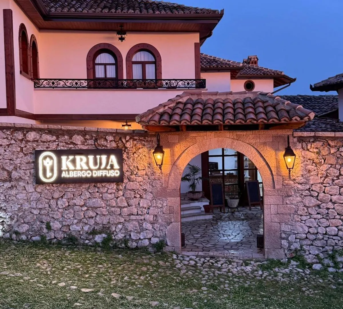 Kruja Albergo Diffuso , Inside Kruja Castle